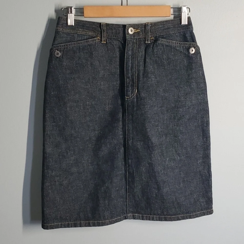 Liz Claiborne Lizwear skirt women's size 4 blue denim jeans‎ skirt Liz Wear